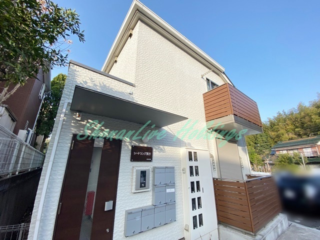 横浜市戸塚区上倉田町のアパートの外観