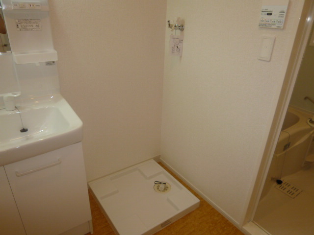 サンメゾンＭ・Ｋ　Ｂのその他|洗濯機置き場