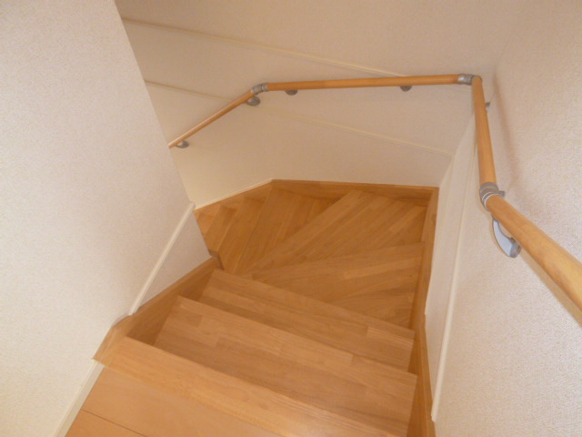 サンメゾンＭ・Ｋ　Ｂのその他|階段