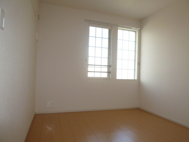 サンメゾンＭ・Ｋ　Ｂの寝室|洋室