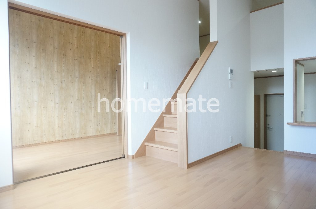 ルラーシュ渡鹿の洋室