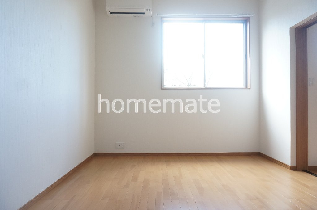 ルラーシュ渡鹿の洋室