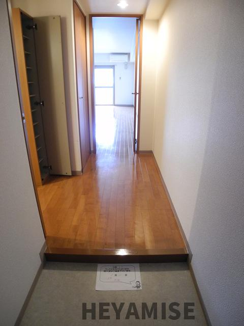 リファレンス浜町の玄関|※同間取りの別の階のお部屋の写真です※