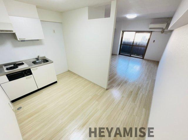 リファレンス浜町のキッチン|※同間取りの別の階のお部屋の写真です※