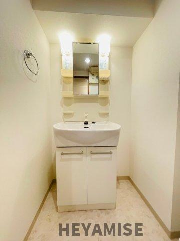 リファレンス浜町の洗面所|※同間取りの別の階のお部屋の写真です※