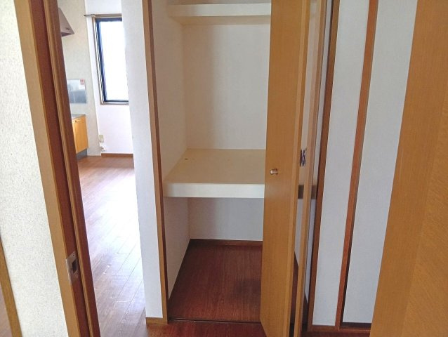 ファミール・ド・鹿児 B棟の収納|収納のためのスペースです