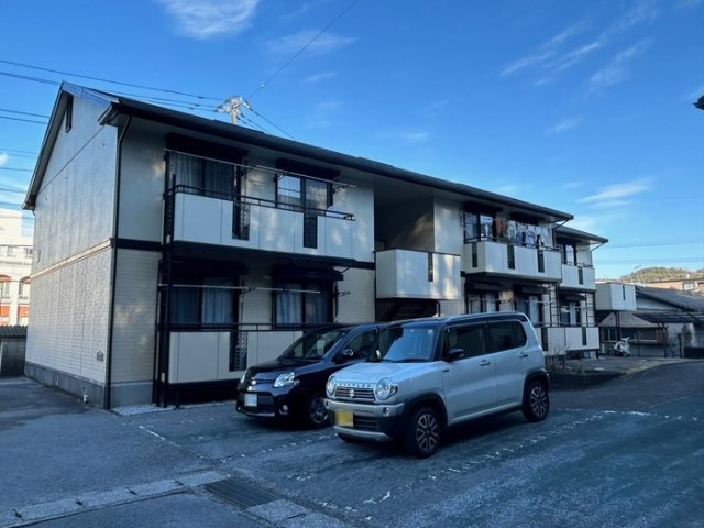 ファミール・ド・鹿児 B棟