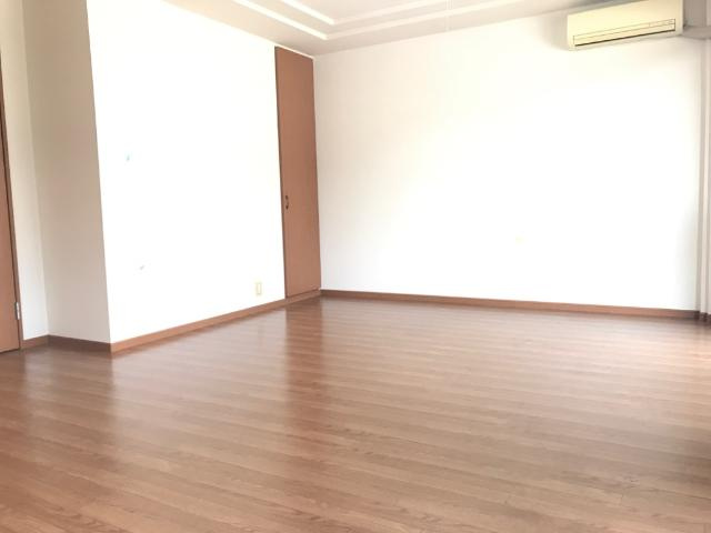 グローリィ・ヒルズⅢ　　刈谷市近郊の賃貸はクラスホーム刈谷店の居間・リビング|リビング