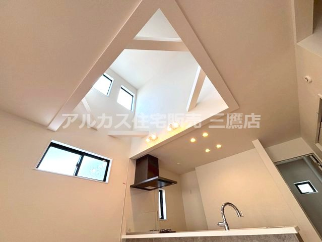 西東京市南町1丁目 西武新宿線 西武柳沢駅 新築戸建の居間・リビング