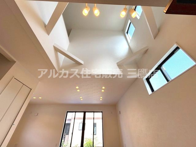 西東京市南町1丁目 西武新宿線 西武柳沢駅 新築戸建の居間・リビング