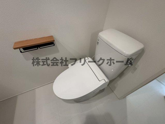 武蔵野市吉祥寺北町３丁目のテラスのトイレ