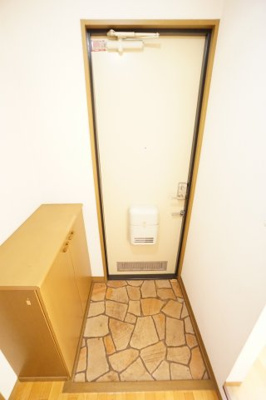 【玄関】 | アーバンペアI | ※同物件・同タイプの写真です