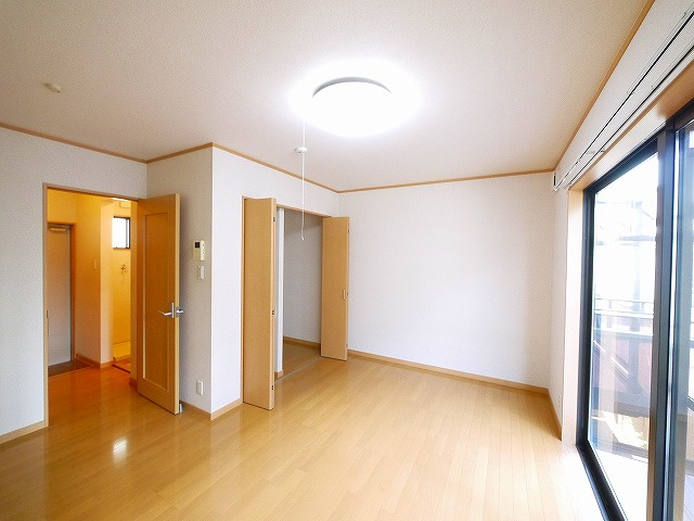 ハイツプルミエの寝室