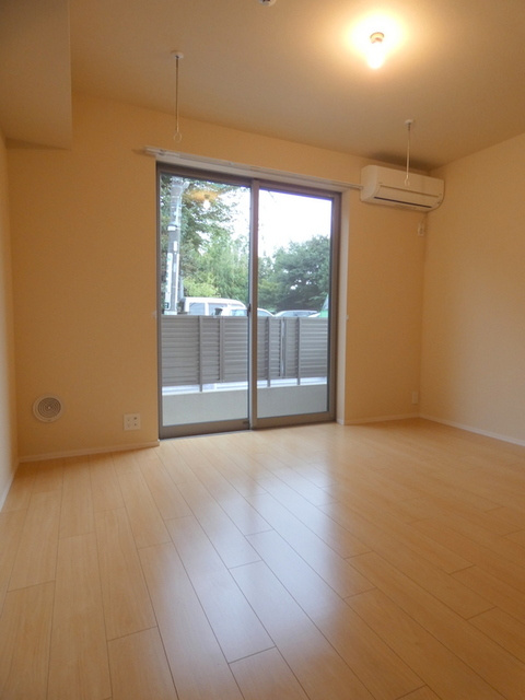 セレーノカーサの居間・リビング