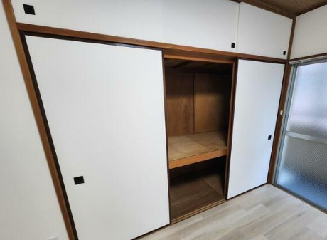 香山ビルの収納