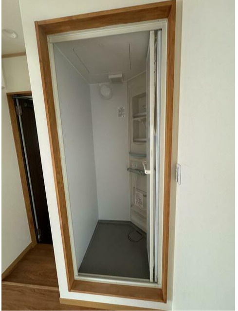 中野区大和町１丁目のアパートの浴室