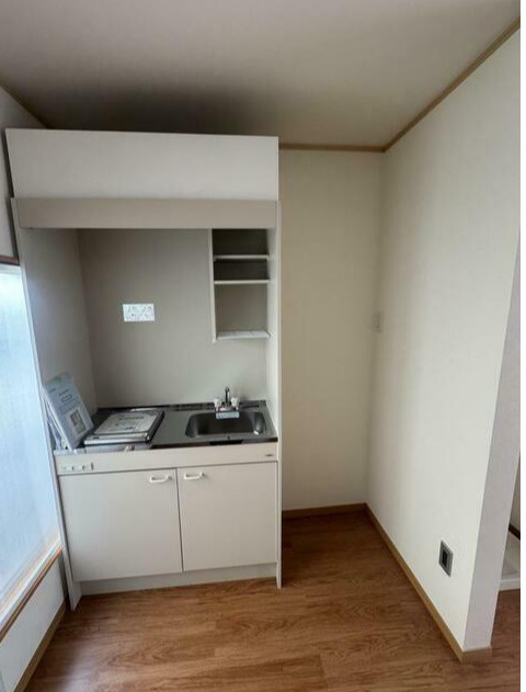 中野区大和町１丁目のアパートの居間・リビング