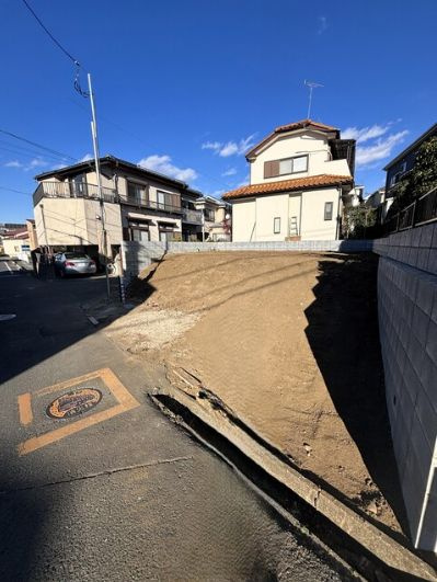 仲介手数料無料　リナージュ狭山中央1丁目第1期・新築全1棟の前面道路含む現地写真