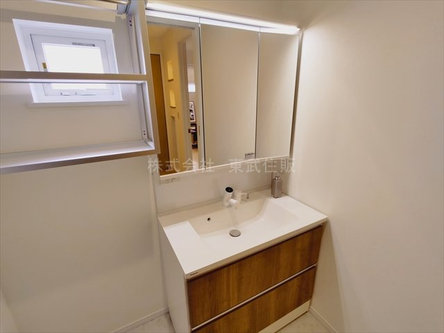 【独立洗面台】 | 川越市寺尾２期　全８棟　８号棟 | 独立洗面台で身支度をすべて済ませてしまいましょう