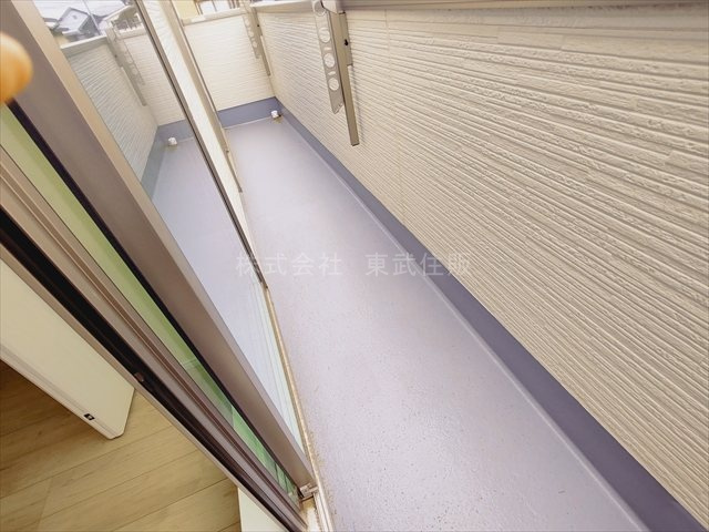 【バルコニー】 | 川越市寺尾２期　全８棟　８号棟 | 開放的で明るい空間を演出してくれるバルコニーです