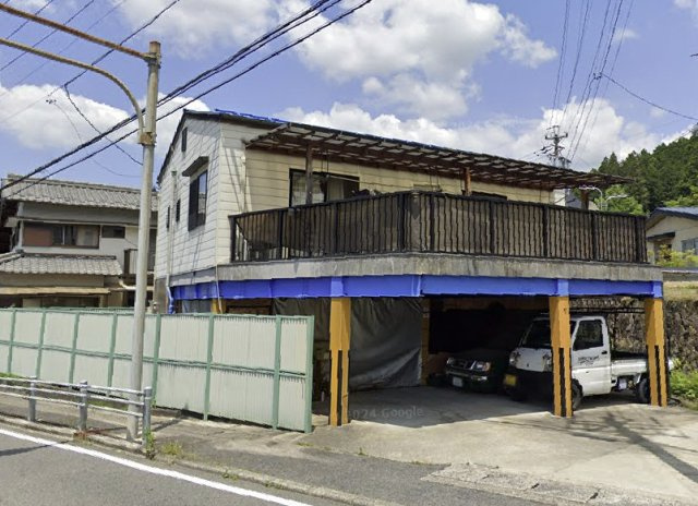尾鳩貸家の外観