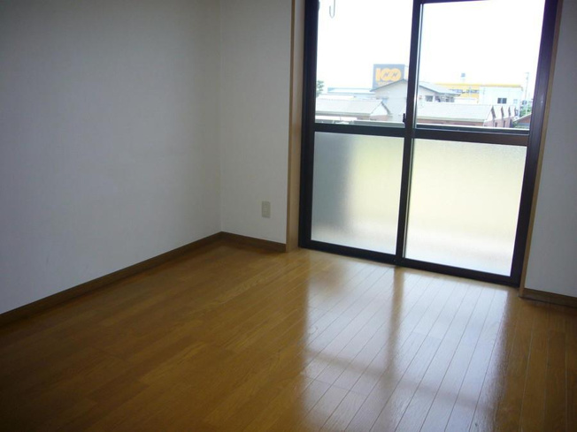 【居間・リビング】 | サングリッタ一ッ葉 | サングリッタ一ッ葉の居室