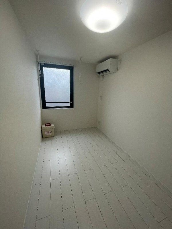 メゾン　プランタンの洋室