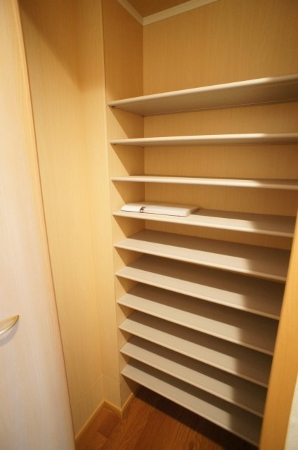 カーサ　プラシードの設備|大きなシューズボックス☆