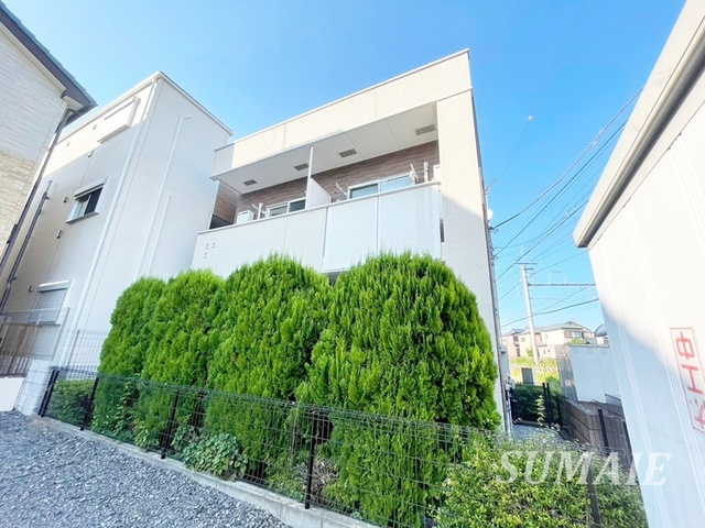 カーサ　プラシードの外観|ワンフロアに2部屋の物件です！