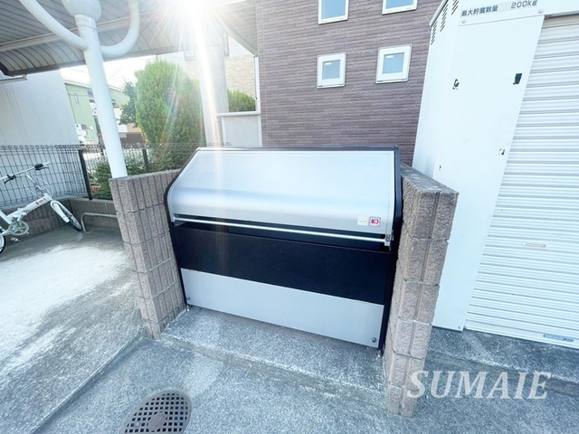 カーサ　プラシードのその他共用部分|敷地なゴミ置き場！