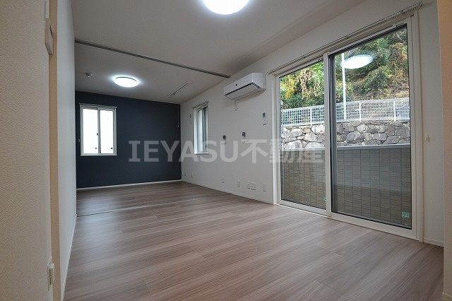 ヴェール高須の居間・リビング