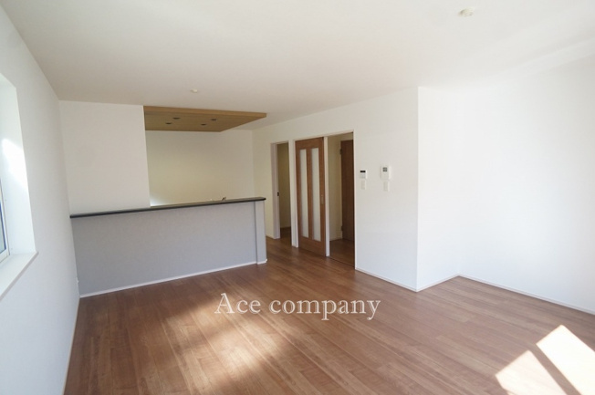 【居間・リビング】 | 八尾市永畑町2丁目 | 【LDK：17.5帖】