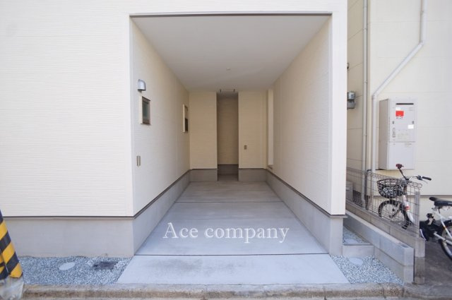 【駐車場】 | 八尾市永畑町2丁目 | 駐車場の奥に物置スペースあります♪