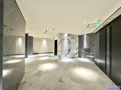 【ロビー】 | CREST TAPP新栄 | ゆとりのあるロビーです