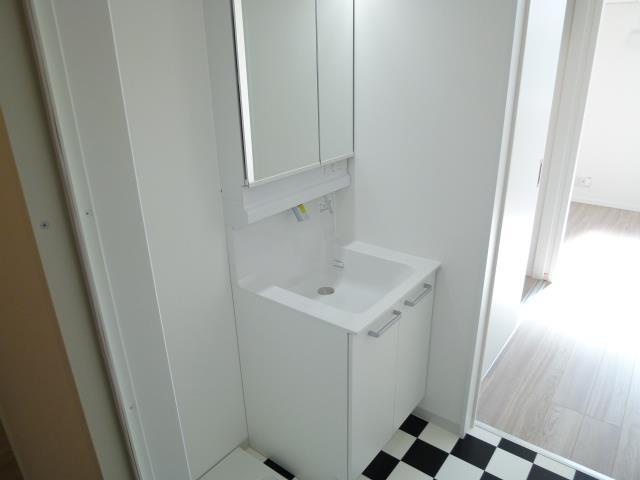 【新築】フィオーレ上堂の独立洗面台