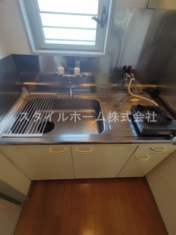 エコール松山のキッチン