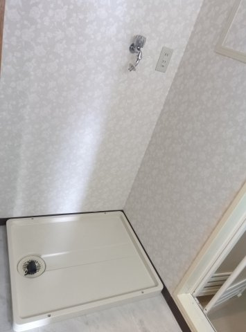 【設備】 | グランパス富田林 | 洗濯機置場
