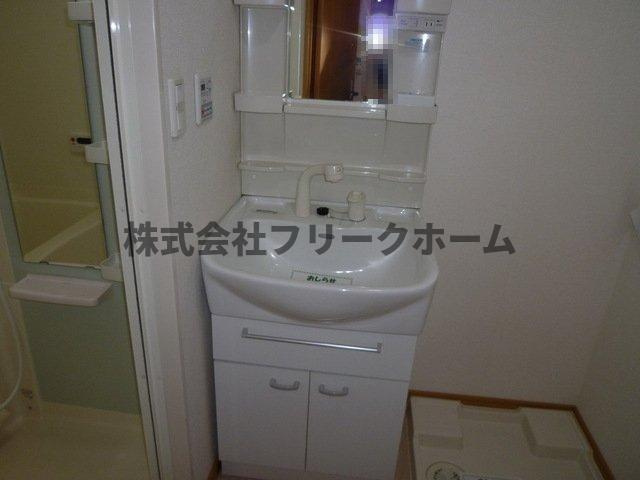 武蔵野市吉祥寺北町４丁目の賃貸マンションの洗面所