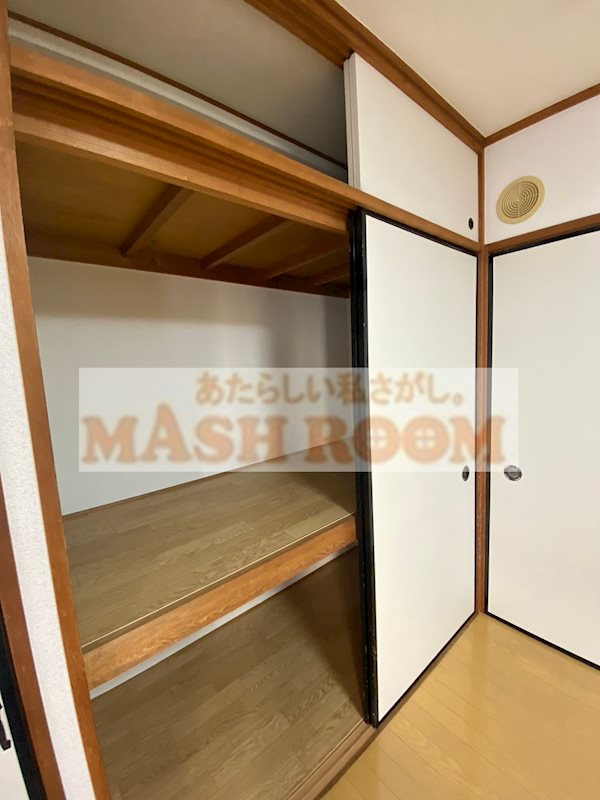 第二佳園ビルの収納