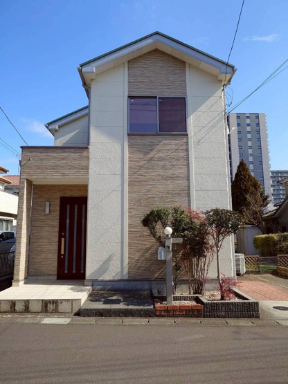 【前面道路含む現地写真】 | 牛久市田宮町　中古戸建