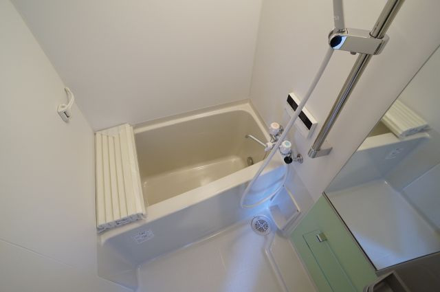 吉村ビルの浴室