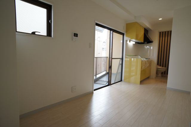 吉村ビルの居間・リビング