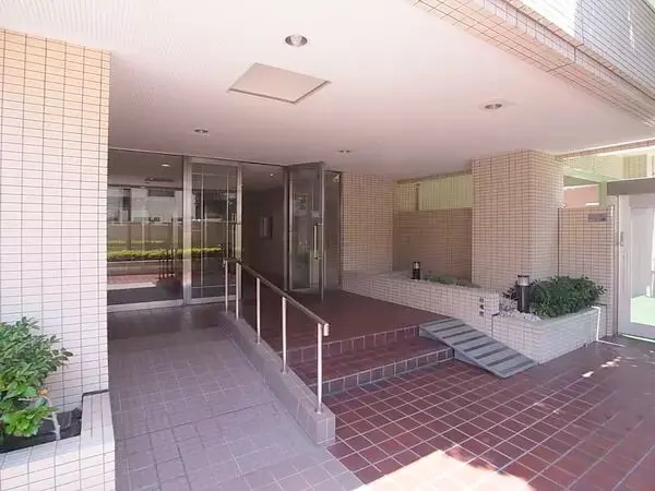 菊川ガーデンハウス　リフォーム済　仲介手数料無料のエントランス
