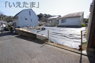 【前面道路含む現地写真】 | 【仲介手数料無料！！】多摩市聖ヶ丘3丁目　売地　2980万円