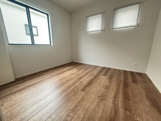 【洋室】 | 廿日市市阿品台1（阿品東駅）全2区画　B棟【エアコン2基付き】【P3台】 | 2階　洋室×3　収納付きでお部屋がスッキリ広く使えます。　
