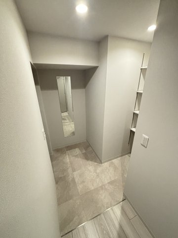 Park Lane Kujoの玄関