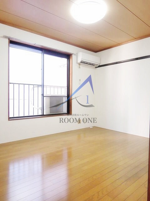 マルミツハイムの居間・リビング|洋室のお部屋です。