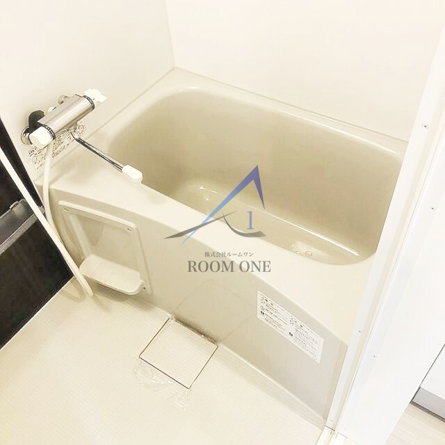 スカイブルー北千住の浴室|お風呂です。