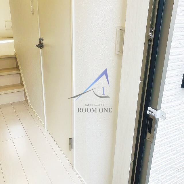 スカイブルー北千住の玄関|玄関です。