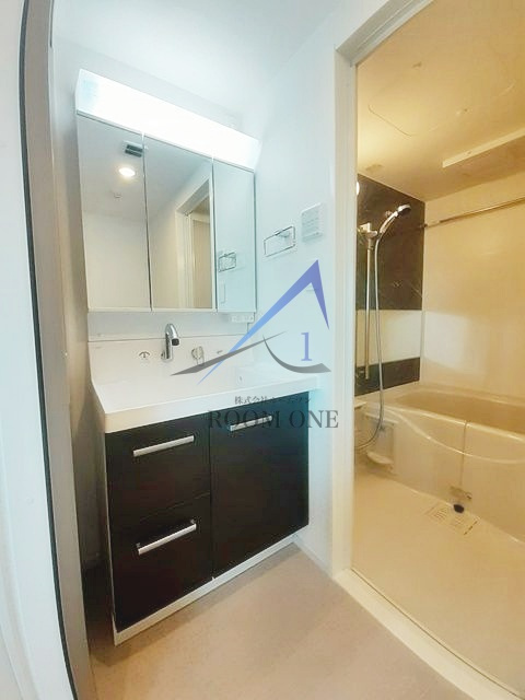 ブルーセブンの洗面所|洗面台です。